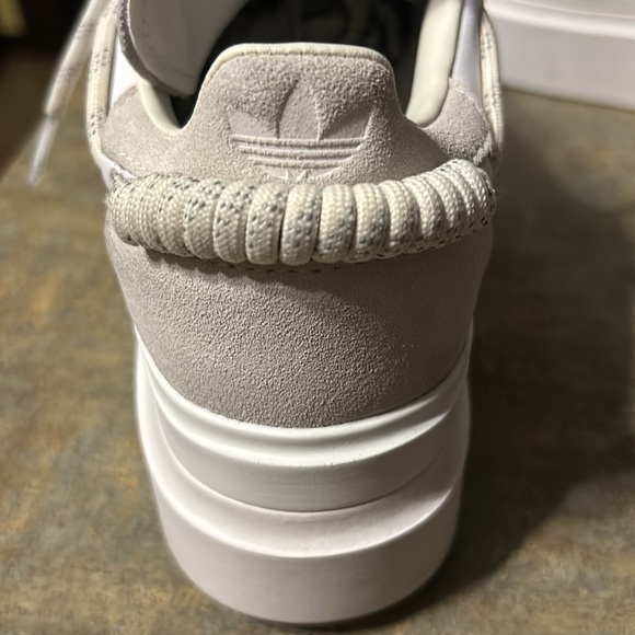 Adidas Ivy Park Super Super Sleek 72 size 8 worn twice in excellent condition - Picture 6 of 10